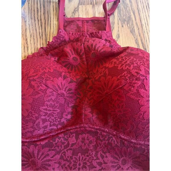 Victoria’s Secret PINK halter top brace lace - Picture 3 of 5